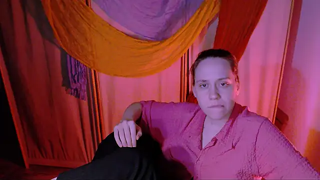 Snapshot of Malinax chatting on November 2025 10:41:02 PM Malinax online show from November 2025 10:41:02 PM