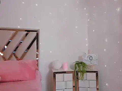  Andyy   online show from February 2025 09:42:02 PM