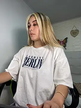 emma oxford online show from February 2025 08:35:02 PM