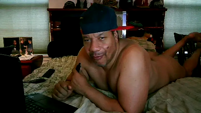 pimpdaddy4ever online show from January 2025 05:55:01 PM