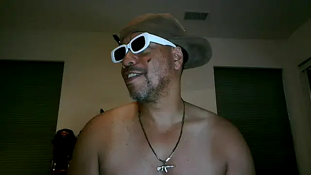 pimpdaddy4ever online show from January 2026 09:38:02 PM