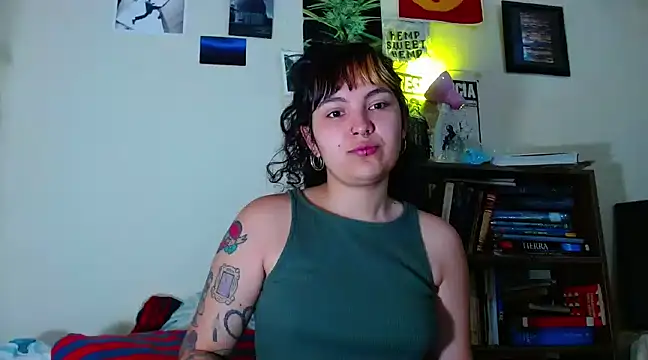 sweetiee mary online show from February 2025 04:33:01 PM