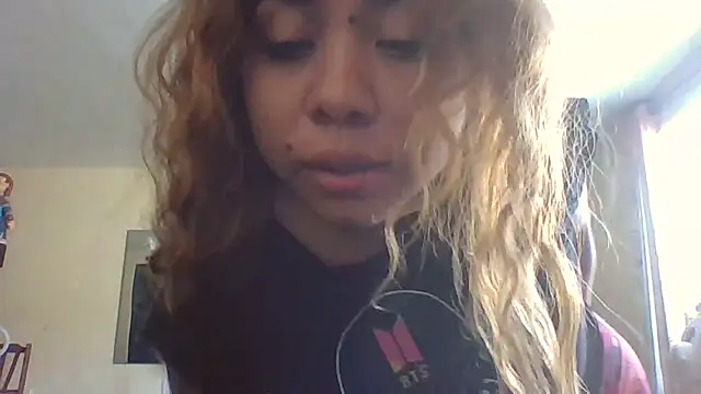 Snapshot of Jennxdolls chatting on January 2025 01:38:01 PM Jennxdolls online show from January 2025 01:38:01 PM