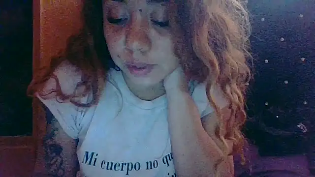 Snapshot of Jennxdolls chatting on April 2026 04:54:01 PM Jennxdolls online show from April 2026 04:54:01 PM