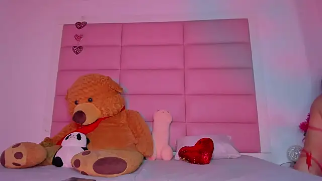 little-Emma online show from January 2025 03:06:02 AM