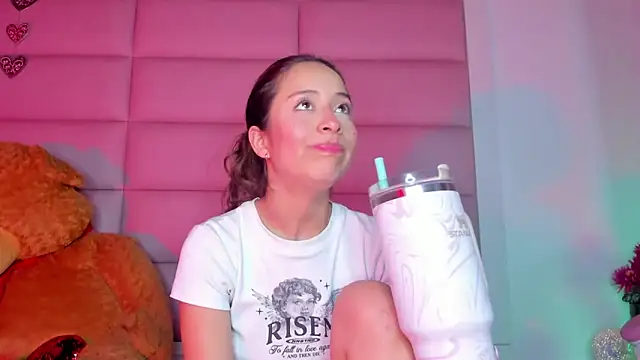 little-Emma online show from February 2025 09:25:02 AM