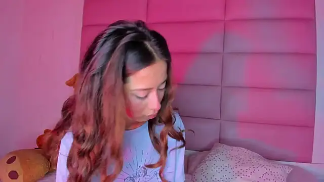 little-Emma online show from February 2025 03:12:02 AM