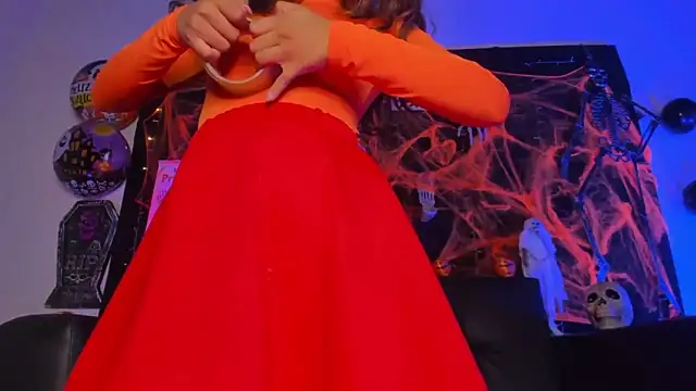 little-Emma online show from October 2025 11:55:02 AM