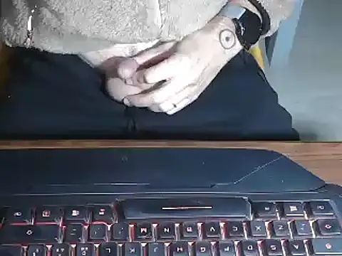 Adri gard online show from February 2025 08:45:02 PM