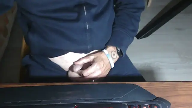 Adri gard online show from October 2025 08:42:02 PM