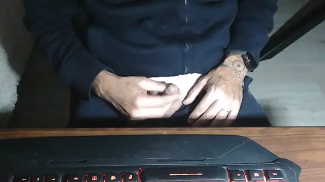 Adri gard online show from October 2025 08:31:01 PM