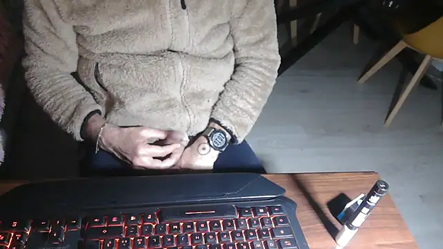 Adri gard online show from March 2026 09:17:01 PM