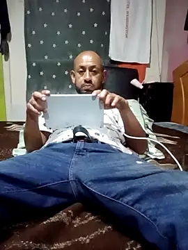 pineda1689 online show from March 2025 06:59:02 AM