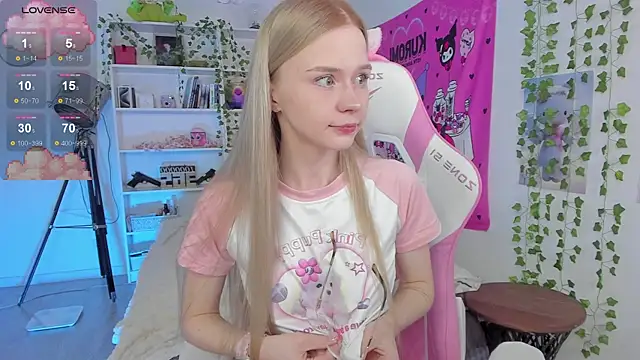 Milia Parker online show from February 2025 02:19:02 AM