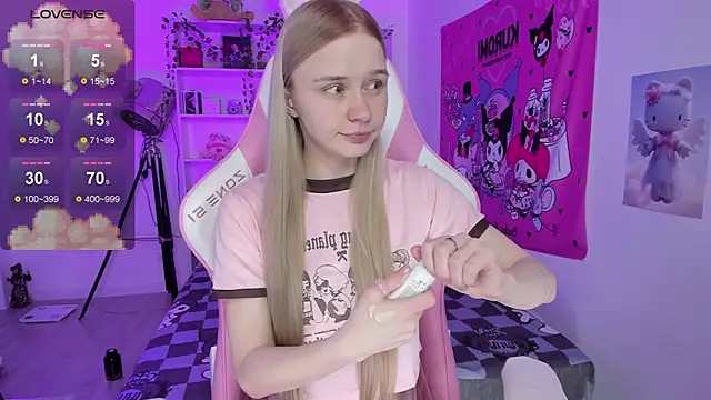 Milia Parker online show from March 2025 10:20:01 PM