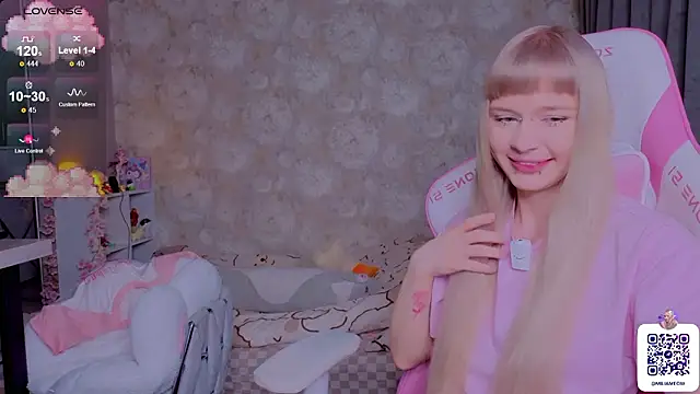 Milia Parker online show from March 2026 08:15:01 PM