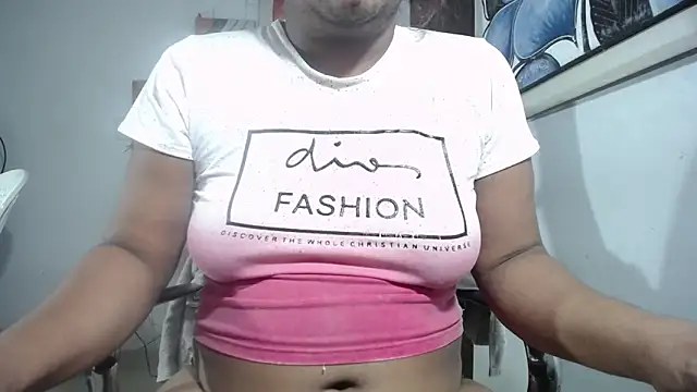 Snapshot of tsbigcock10incock chatting on February 2026 05:49:01 AM tsbigcock10incock online show from February 2026 05:49:01 AM