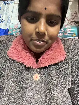 Beauty-queen online show from January 2025 01:00:02 PM