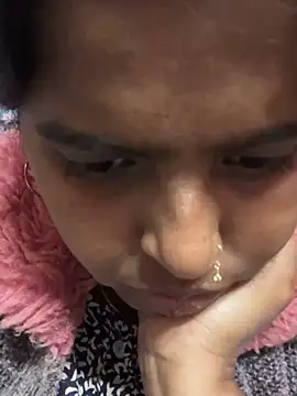 Beauty-queen online show from February 2025 02:02:01 PM