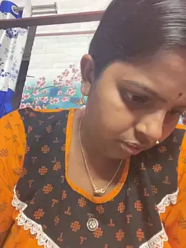 Beauty-queen online show from March 2025 10:26:02 AM