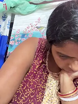 Beauty-queen online show from October 2025 12:26:01 PM