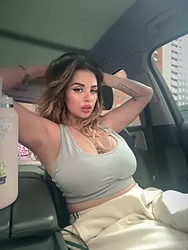 Snapshot of Alirawrz chatting on January 2025 02:28:02 PM Alirawrz online show from January 2025 02:28:02 PM