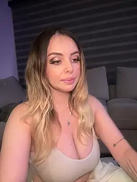 Snapshot of Alirawrz chatting on March 2025 12:11:02 AM Alirawrz online show from March 2025 12:11:02 AM