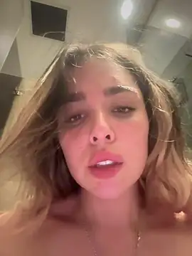 Snapshot of Alirawrz chatting on March 2025 12:22:02 PM Alirawrz online show from March 2025 12:22:02 PM