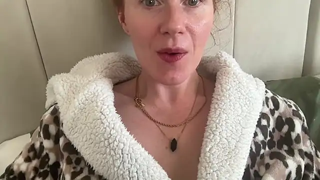 redheadrosie69 online show from September 2025 09:02:01 AM