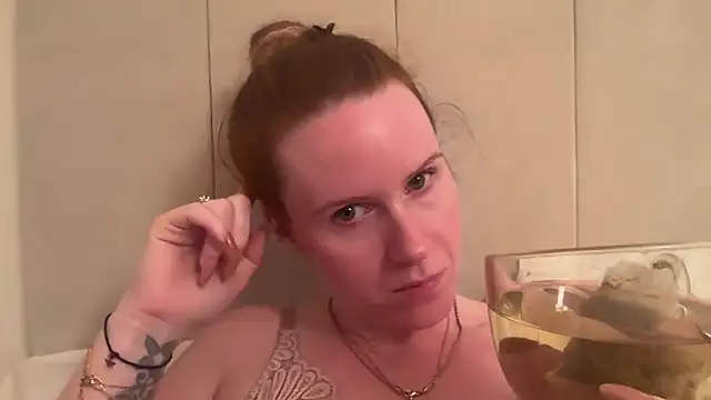 redheadrosie69 online show from September 2025 06:57:01 PM