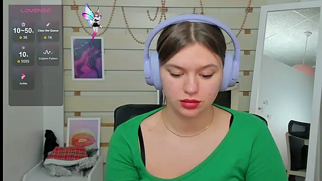 Josephine Kiss online show from March 2025 04:40:02 PM