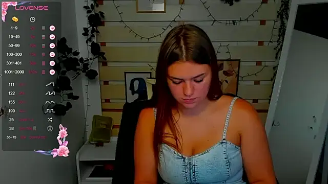 Snapshot of Josephine_Kiss chatting on July 2026 10:50:01 AM Josephine Kiss online show from July 2026 10:50:01 AM