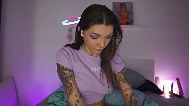 Lady3Holes online show from January 2025 04:48:02 PM