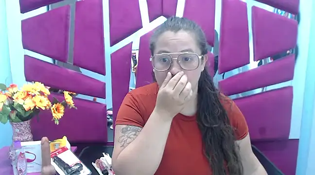 SaraThomso online show from February 2025 03:02:02 AM