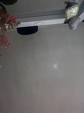 Lorraine Leon online show from March 2025 01:46:02 AM