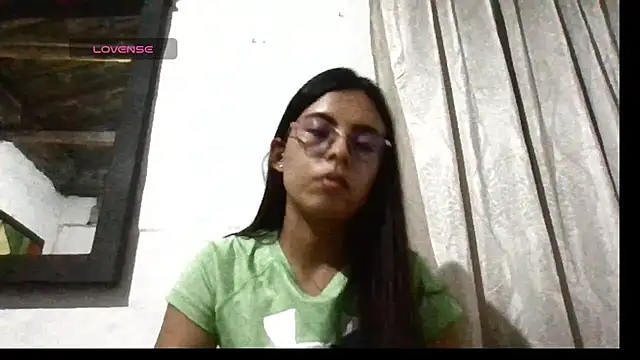 stefany sexxx online show from March 2025 12:12:01 AM