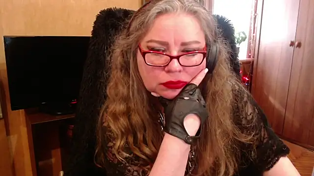 Miss Tress online show from March 2025 07:23:02 AM