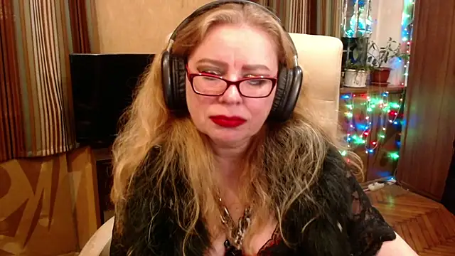 Snapshot of Miss_Tress chatting on May 2026 07:56:01 PM Miss Tress online show from May 2026 07:56:01 PM
