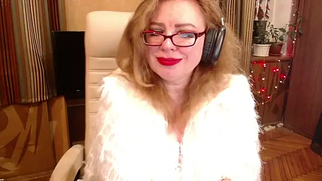 Miss Tress online show from July 2026 09:30:01 PM