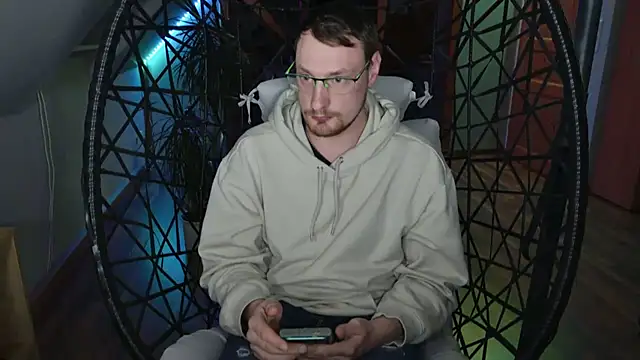 Snapshot of Relsxboy chatting on March 2025 06:55:01 PM Relsxboy online show from March 2025 06:55:01 PM