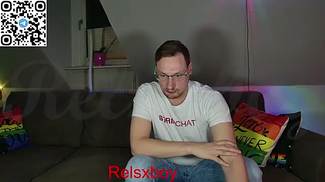 Snapshot of Relsxboy chatting on October 2025 08:50:02 PM Relsxboy online show from October 2025 08:50:02 PM