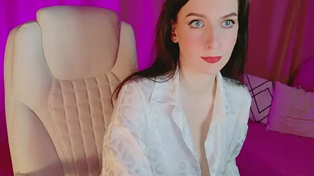 AndreaAshton online show from December 2024 04:49:02 PM