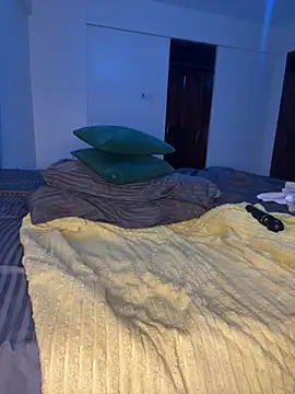 NissyxSawee online show from October 2025 12:44:01 AM