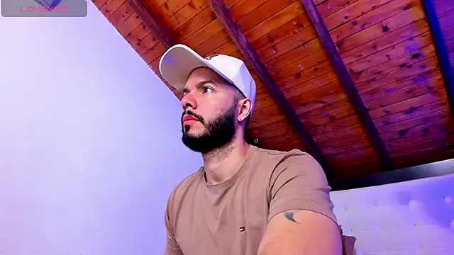 Tom Bailey online show from March 2026 12:42:02 PM