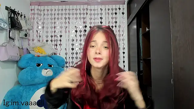 lucyy tay online show from January 2025 10:01:01 PM