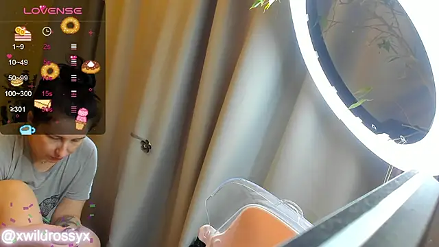 wildrossy online show from February 2025 12:26:02 PM