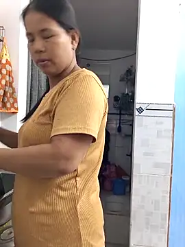 Lanyingxin18 online show from February 2026 12:18:02 AM