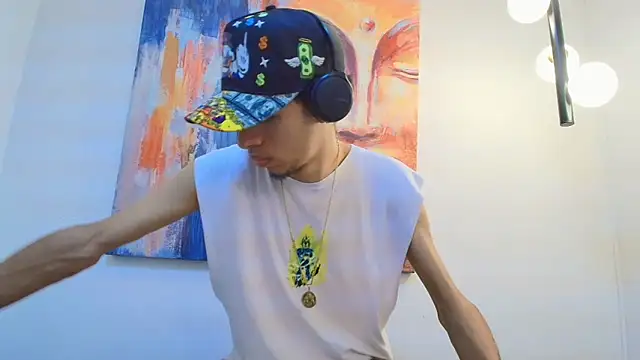 Snapshot of TomyMosterCock chatting on December 2024 12:47:01 AM TomyMosterCock online show from December 2024 12:47:01 AM