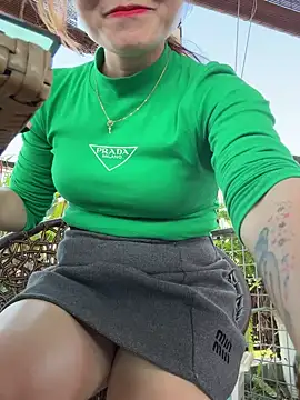 Emily 9xx online show from March 2025 08:45:01 AM