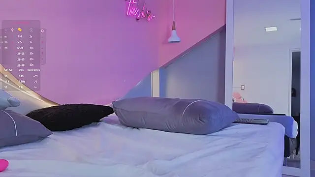 AllisonRoberts  online show from April 2026 10:13:01 AM